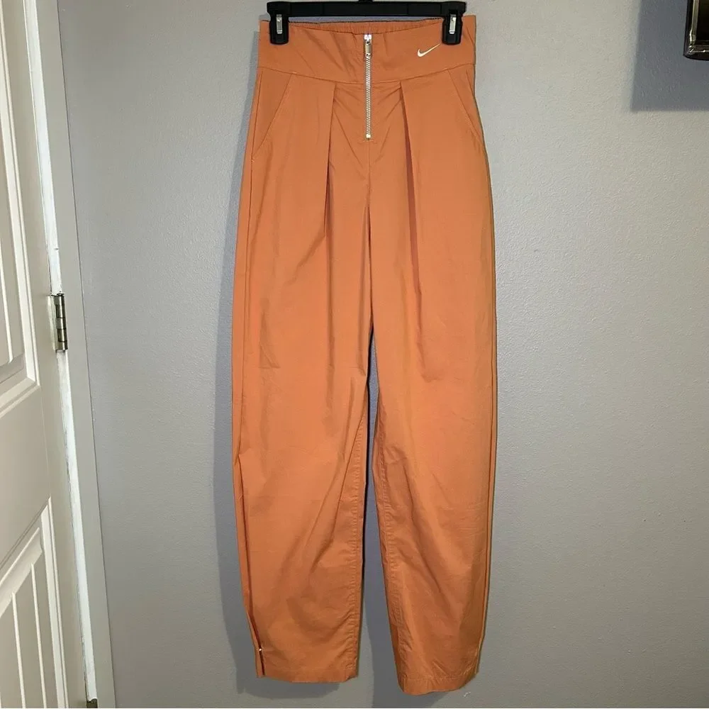 Nike Sportwear High Waist Loose Fit Wide Barrel Leg Woven Pants Women’s Small